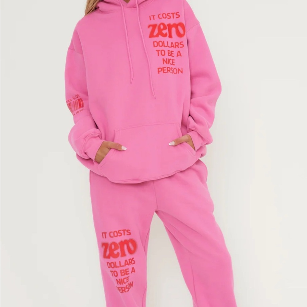 The Mayfair Group Sweat Set